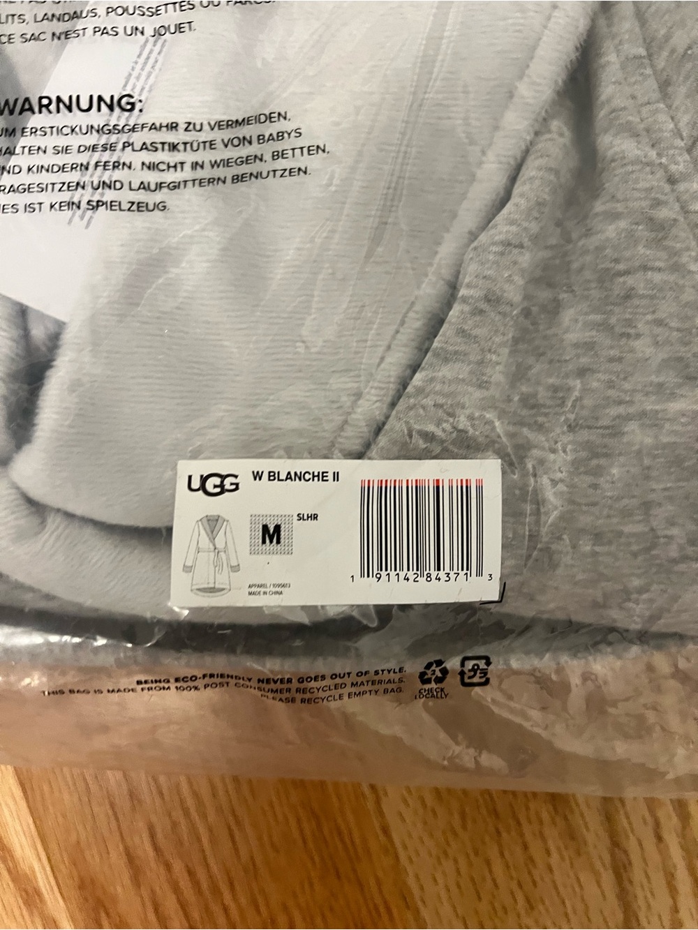 UGG Women’s Robe - Picture 3 of 3